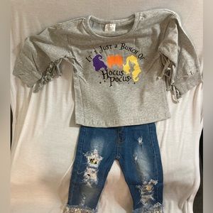 Hocus Pocus Fringe Sleeve Top and Distressed Jeans